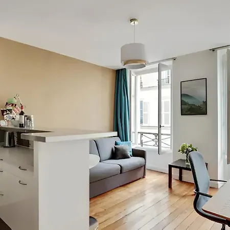 Apartment Quartier A La Mode Du Marais Climatise 2 *
